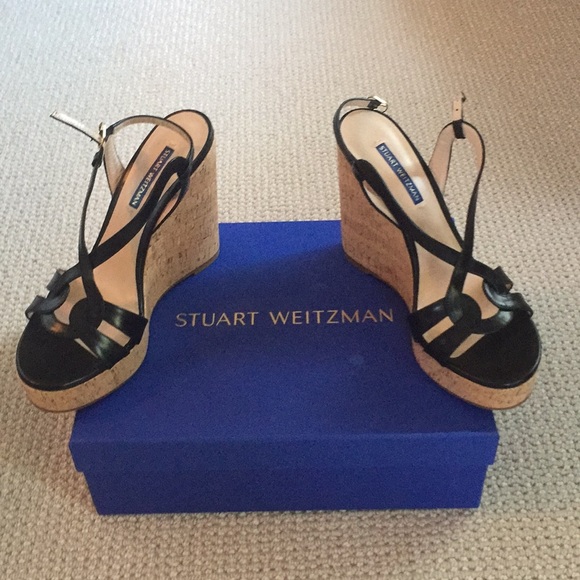 stuart weitzman cressa wedge